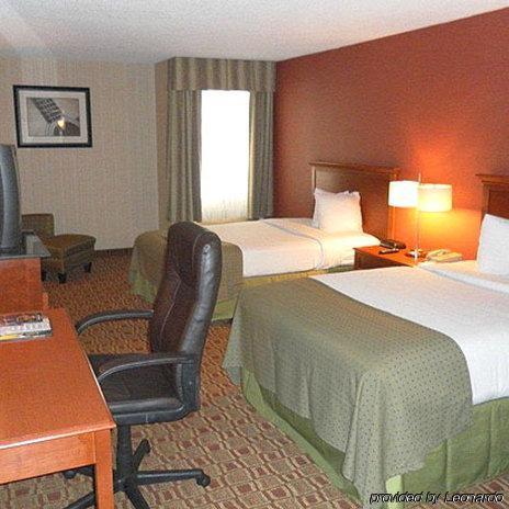 Clarion Hotel & Suites Conference Center Memphis Airport Zimmer foto